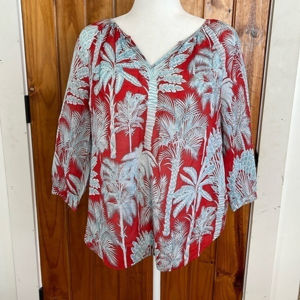 Talbots petite large Palm Print Red Blue 3/4 Sleeve V neck top Cotton peasant